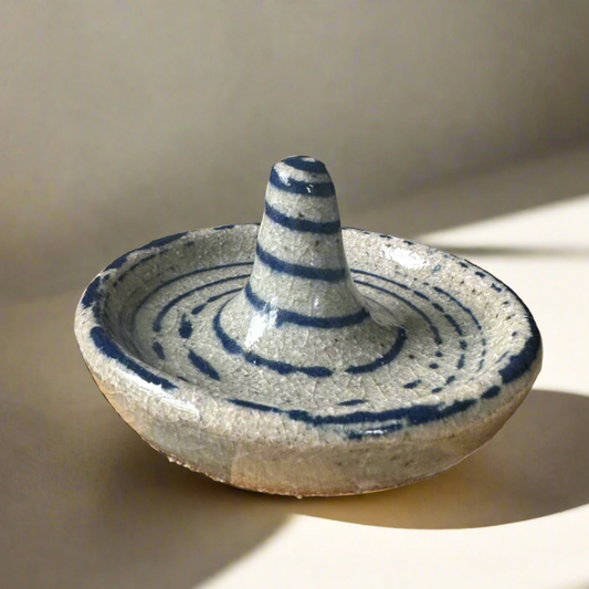 Ceramic Ring Holder